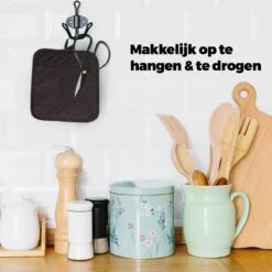 Roegaarden Pannenlappen - Pannenlap - 2 Stuks - Met Insteekvakken - Zwart 10 Roegaarden Pannenlappen - Pannenlap - 2 Stuks - Met Insteekvakken - Zwart -Keukenproducten Winkel 1200x1200 1079