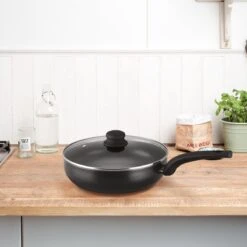 Brabantia Antikleef Hapjespan Met Deksel 28cm - Sauté Pan -Keukenproducten Winkel 1200x1200 547