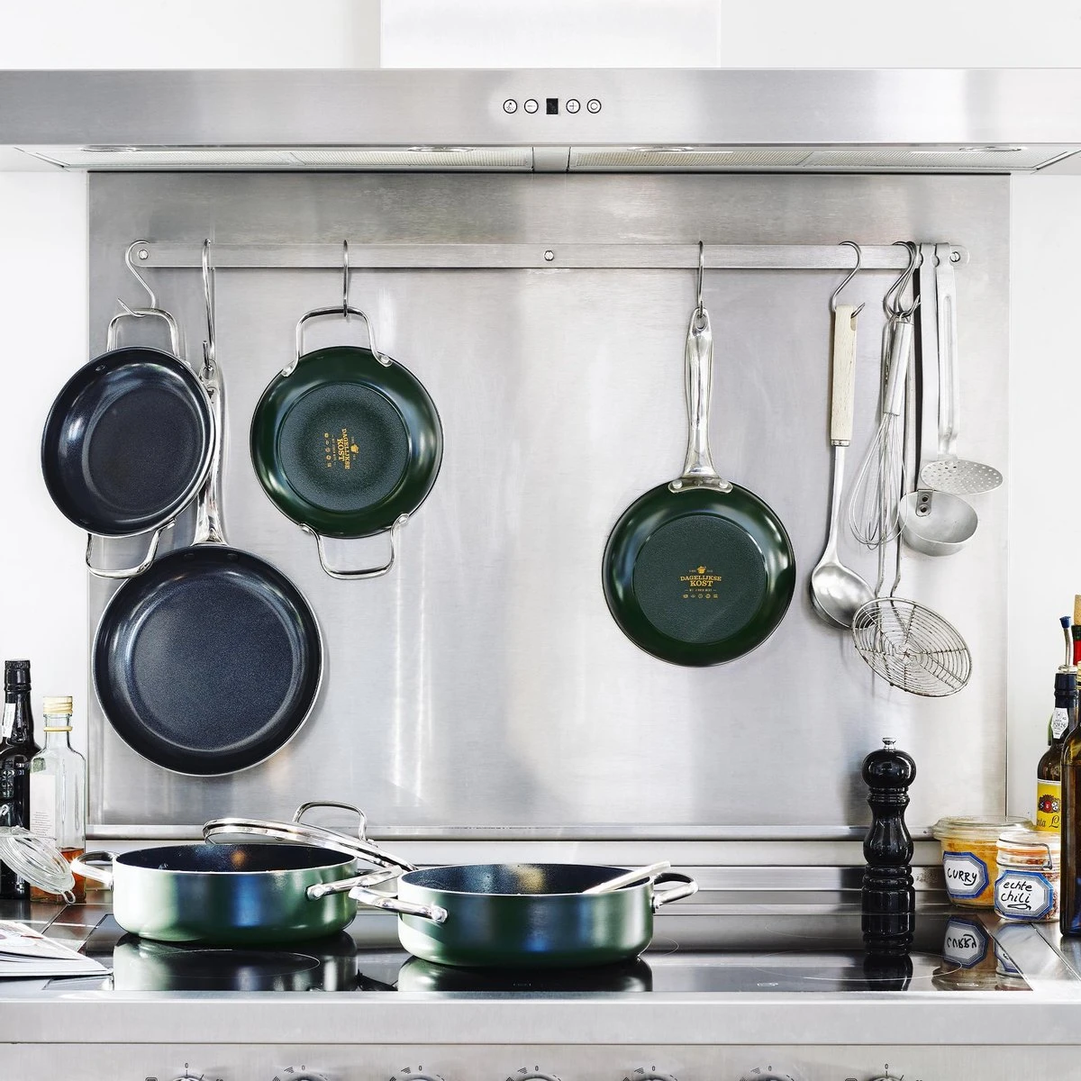 Dagelijkse Kost - Jeroen Meus - Steelpan ø16cm 1,58L - Inductie - Anti-aanbak - PFAS-vrij 5 Dagelijkse Kost - Jeroen Meus - Steelpan ø16cm 1,58L - Inductie - Anti-aanbak - PFAS-vrij - Afbeelding 3