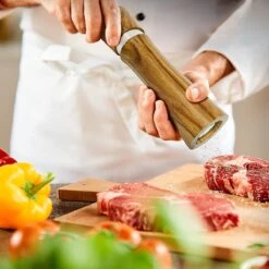 UNBOX Peper En Zoutmolen Set - Pepermolen - Zoutmolen - BBQ Accesoires - Acacia Hout - RVS 11 UNBOX Peper En Zoutmolen Set - Pepermolen - Zoutmolen - BBQ Accesoires - Acacia Hout - RVS -Keukenproducten Winkel 1200x1200 777