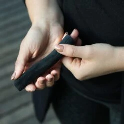 Black + Blum Binchotan Active Charcoal For Eau Good Water Bottles 4-pack -Keukenproducten Winkel 1200x1200 801