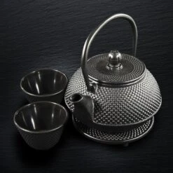 SakuraTea - Theepot Set - 4-delig - Gietijzer - Zwart - 0.8L - 2 Kopjes (100ml) -Keukenproducten Winkel 1200x1200 953