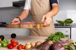 VDN Professionele Snijplank Acacia Hout Met Sapgeul En Handvatten – Hakblok 26x38x3.5 Cm -Keukenproducten Winkel 1200x798 9