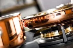 Koekenpan Ø26cm Met Deksel - Inductie - Koper - DUCQ 17 Koekenpan Ø26cm Met Deksel - Inductie - Koper - DUCQ -Keukenproducten Winkel 1200x801 5