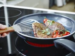 GreenPan Cambridge Hapjespan Met Deksel 24cm - Zwart - Inductie - PFAS-vrij -Keukenproducten Winkel 1200x899 14