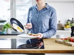 GreenPan Cambridge Hapjespan Met Deksel 28cm - Brons - Inductie - PFAS-vrij -Keukenproducten Winkel 1200x899 6