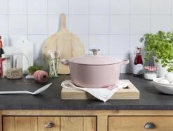 BK Bourgogne Braadpan Ø 24 Cm - Roze - Gietijzer - Inductie -Keukenproducten Winkel 1200x912 3