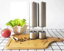 MD-Goods ® Elektrische Peper En Zoutmolen Set - Pepermolen - RVS - Cadeau - Restaurant Kwaliteit -Keukenproducten Winkel 1200x960 5