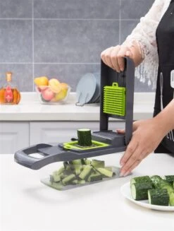 Merkloos Mandoline – Multifunctionele Groentesnijder – Nicer Dicer 12 Merkloos Mandoline – Multifunctionele Groentesnijder – Nicer Dicer -Keukenproducten Winkel 907x1200